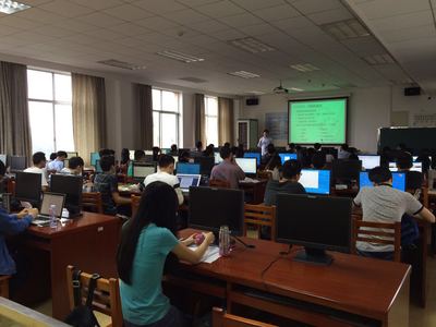 2016年廣東省服務(wù)外包高級(jí)軟件架構(gòu)師培訓(xùn)成功開班，助力軟件外包服務(wù)提質(zhì)增效